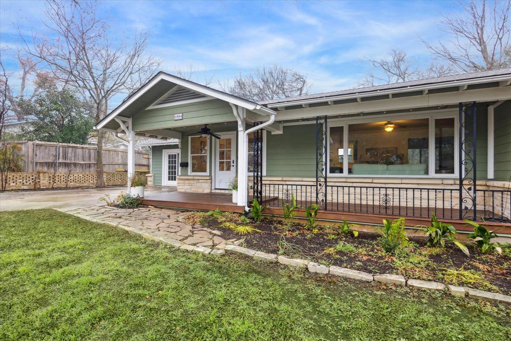 1804 E 39th St in Austin, TX - Building Photo
