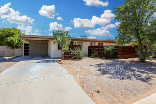 3221 S Grady Ave in Tucson, AZ - Building Photo