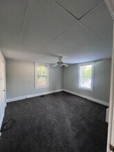 118 Riddle St in Manchester, NH - Building Photo - Building Photo