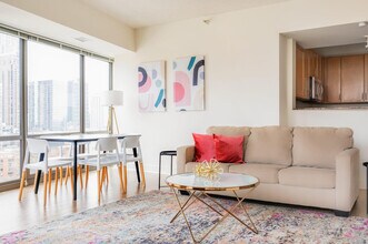 900 S Clark St in Chicago, IL - Building Photo - Building Photo