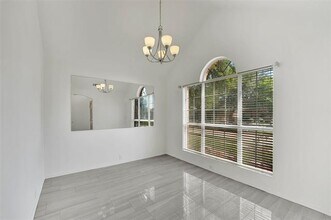 4221 Creekstone Dr in Plano, TX - Building Photo - Building Photo