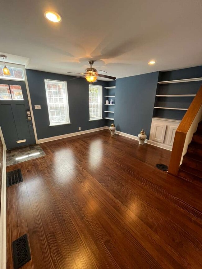 2033 Kater St in Philadelphia, PA - Building Photo - Building Photo