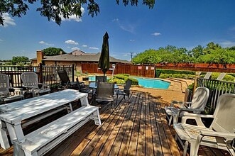 2610 Lakehill Ln in Carrollton, TX - Building Photo - Building Photo