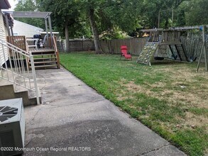 1304 Franklin Ave in Ocean Township, NJ - Foto de edificio - Building Photo