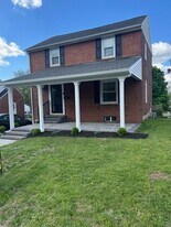 1412 Cherry Ln in Pottstown, PA - Building Photo