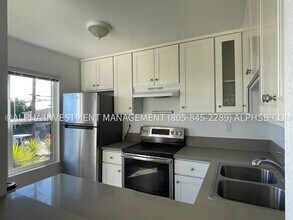 204 Oceano Ave in Santa Barbara, CA - Building Photo - Building Photo