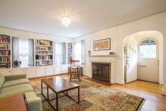 920 Monmouth Ave in Durham, NC - Building Photo - Building Photo