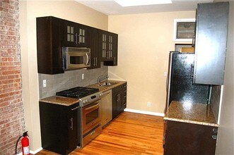 816 Willow Ave in Hoboken, NJ - Building Photo - Building Photo