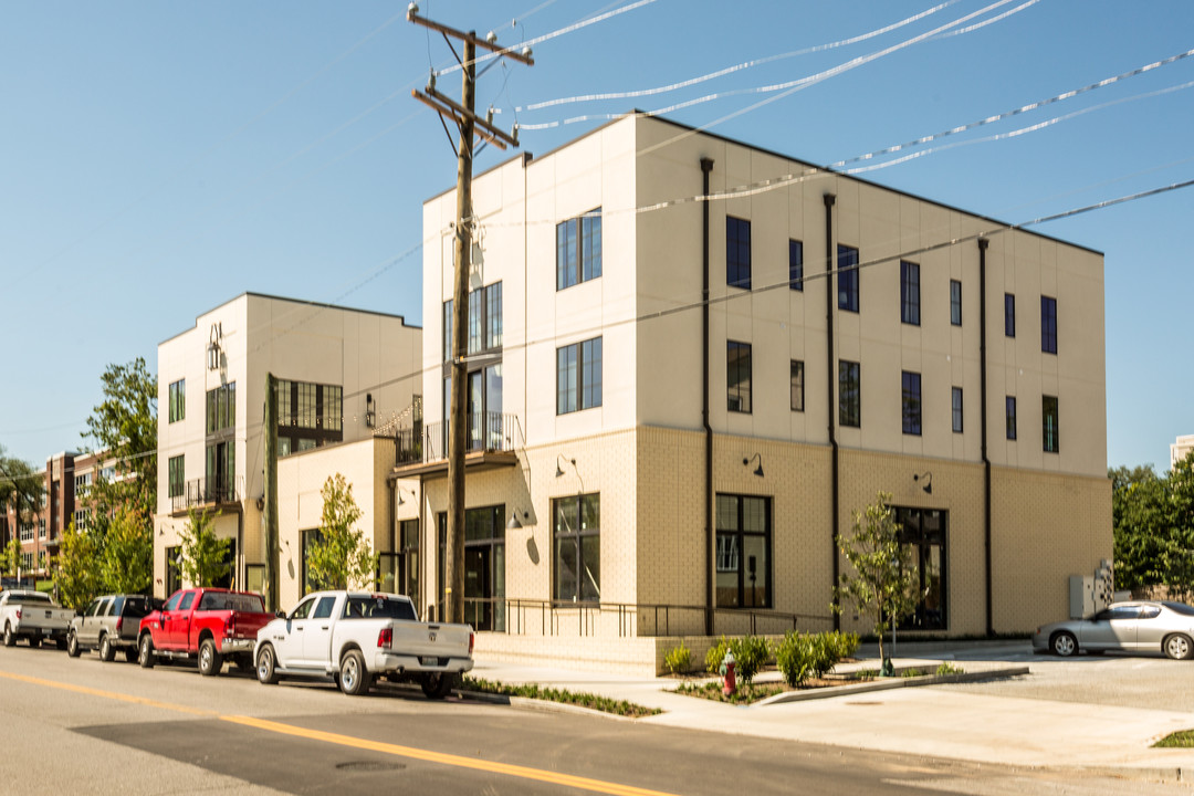 The Waverly in Nashville, TN - Foto de edificio