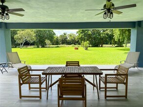 17420 SW 54th St in Southwest Ranches, FL - Building Photo - Building Photo