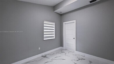 341 Candia Ave in Coral Gables, FL - Building Photo - Building Photo