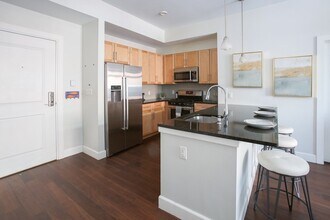 31 Boulevard Ter in Boston, MA - Building Photo - Building Photo