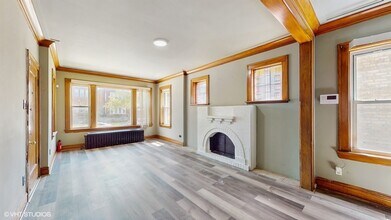 6632 S Maplewood Ave in Chicago, IL - Building Photo - Building Photo