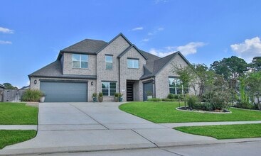 902 Falcon Hollow Ln in Pinehurst, TX - Building Photo - Building Photo