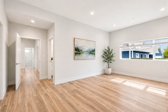 1900 Firmona Ave in Redondo Beach, CA - Building Photo - Building Photo