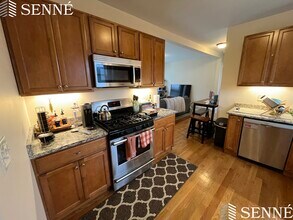 23 Willard Ave, Unit 2 in Medford, MA - Building Photo - Building Photo