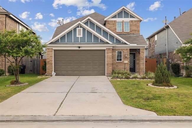 property at 3021 Wedgewood Bay Ct