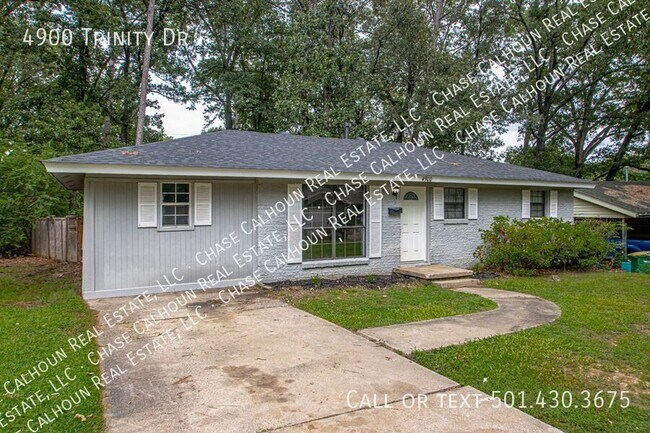 property at 4900 E Trinity Dr