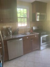 148 Nesbit St in Weehawken, NJ - Building Photo - Building Photo