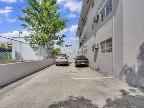 3424 W Flagler St in Miami, FL - Building Photo - Building Photo