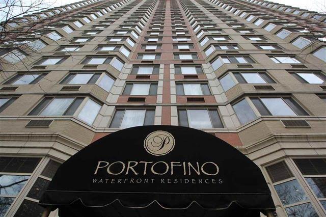 1 2nd St, Unit 1808 in Jersey City, NJ - Foto de edificio