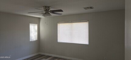 8838 W Superior Ave in Tolleson, AZ - Building Photo - Building Photo