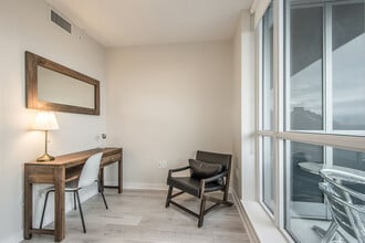 49 Kings Wharf Pl in Dartmouth, NS - Building Photo - Building Photo