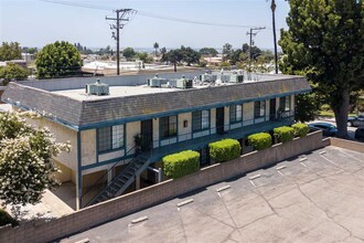 6340 Comstock Ave in Whittier, CA - Foto de edificio - Primary Photo