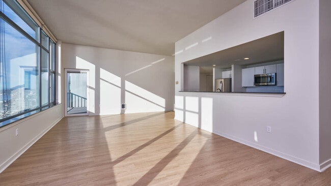 Harbor Steps in Seattle, WA - Building Photo - Building Photo