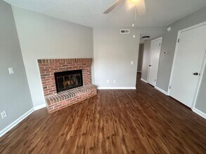 940 Glenn St in West Columbia, SC - Building Photo - Building Photo