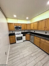 77 Howard St in Newark, NJ - Building Photo - Building Photo