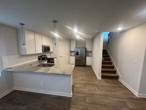 705 Windstream Dr in Lagrange, GA - Building Photo - Building Photo