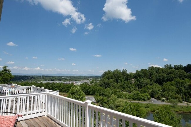 1992 Asheville Dr in Charlottesville, VA - Building Photo - Building Photo