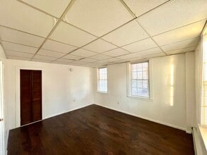 115 Summer St, Unit UNIT 1 in North Brookfield, MA - Building Photo - Building Photo