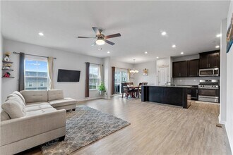 5103 Spruce Rd in Gibsonia, PA - Foto de edificio - Building Photo