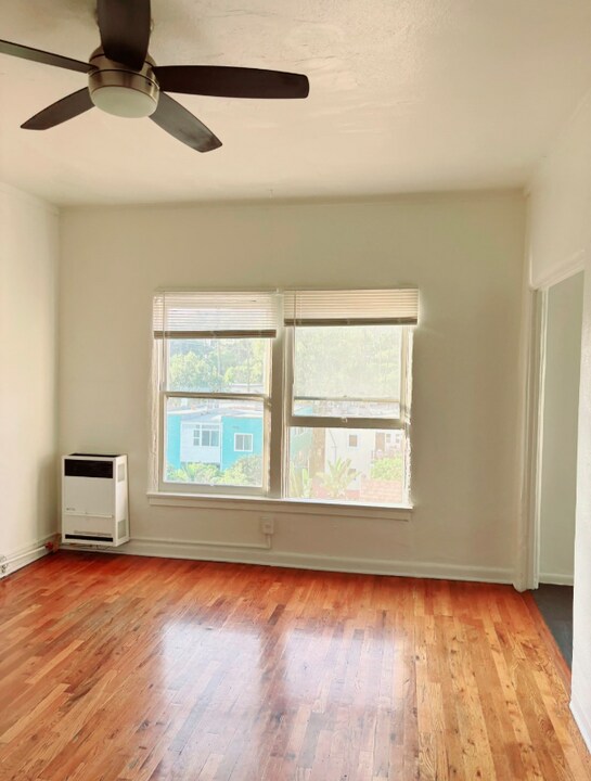 1845 N Gramercy Pl in Los Angeles, CA - Building Photo