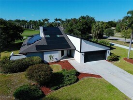 16701 Bobcat Dr in Ft. Myers, FL - Building Photo