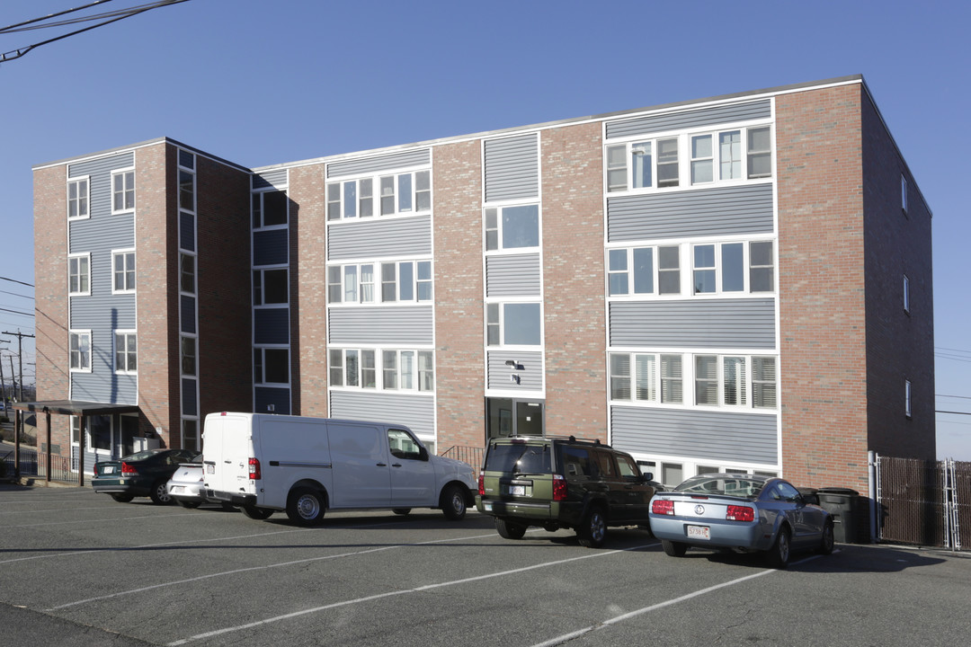 3-11 Dorchester St in Quincy, MA - Building Photo