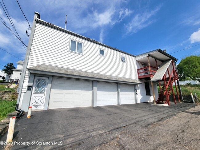 property at 526 Hughes Ct