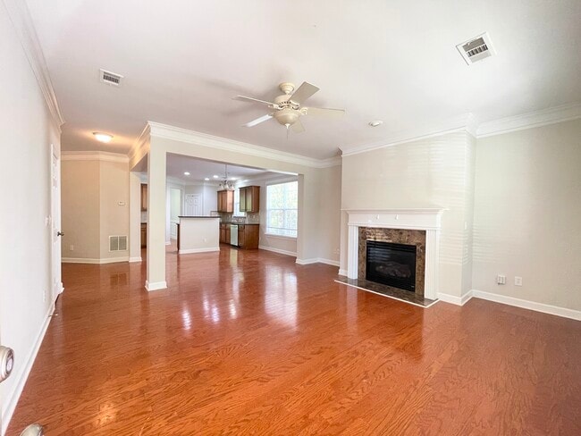 2650 Royston Dr in Duluth, GA - Foto de edificio - Building Photo