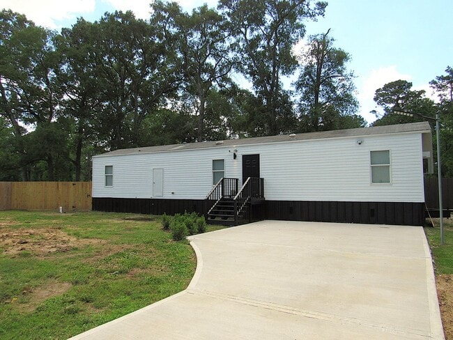 property at 11862 Padok Rd