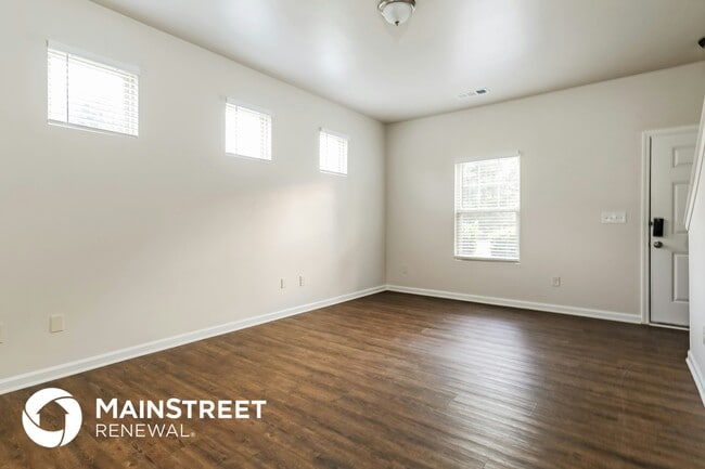6069 Semaphore Rdg in Rex, GA - Building Photo - Building Photo