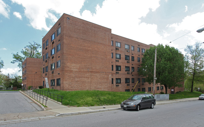 Ellerslie Apartments in Baltimore, MD - Building Photo - Building Photo