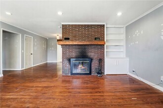 545 E North St in Fayetteville, AR - Building Photo - Building Photo