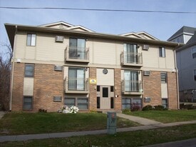 612 E Court St, Unit 12