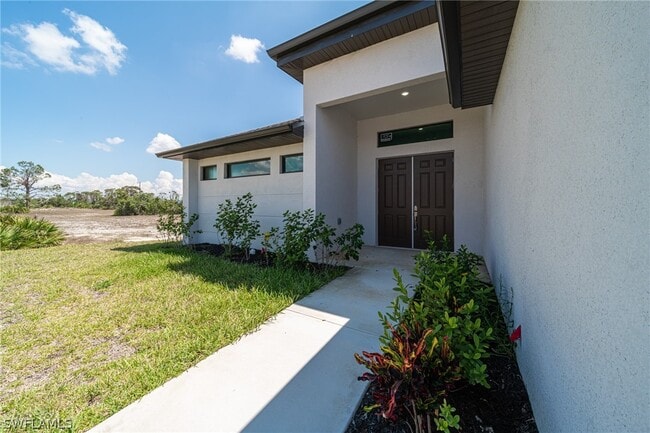 2458 NW 21st Terrace in Cape Coral, FL - Building Photo - Building Photo