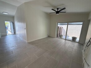 531 SW 89th Ct in Miami, FL - Building Photo - Building Photo