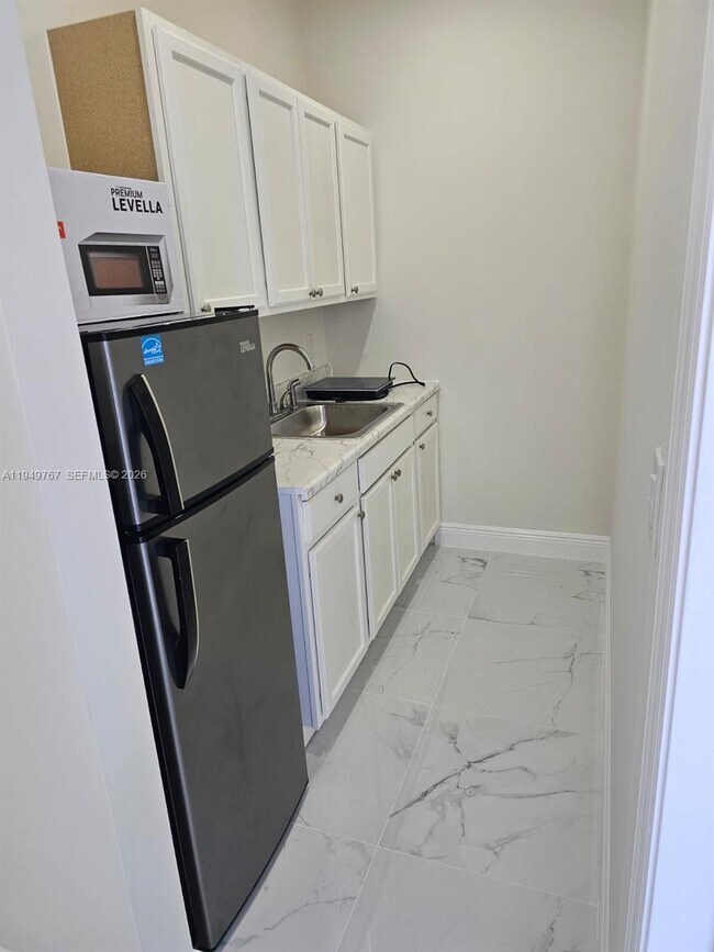 6140 SW 156th Ct in Miami, FL - Building Photo - Building Photo