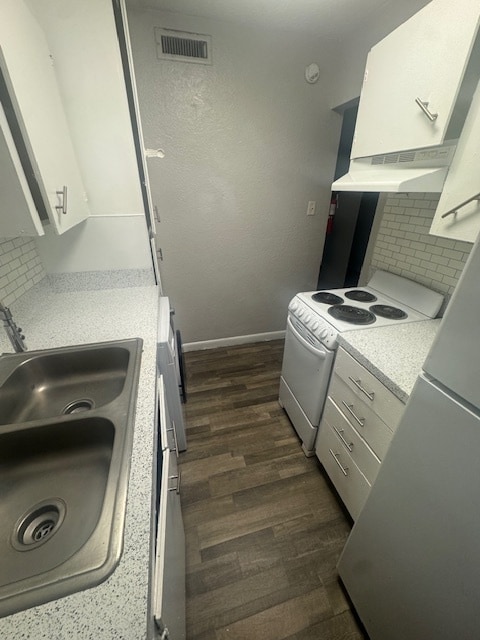 5220 Weber Rd, Unit C-203 in Corpus Christi, TX - Foto de edificio - Building Photo