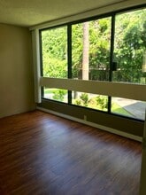 75-5669 Kuakini Hwy in Kailua Kona, HI - Building Photo - Building Photo